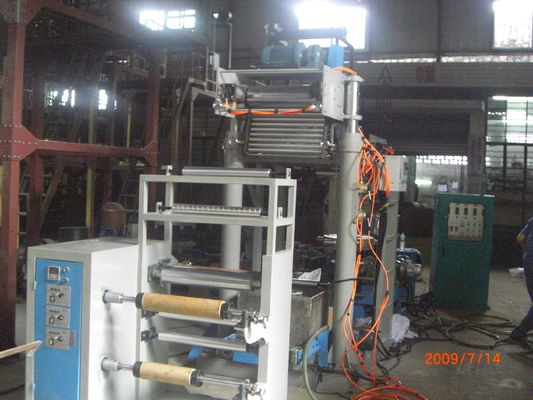 중국 자동적인 PE PVC PP 필름 부는 기계 0.02mm 플라스틱에 의하여 불어지는 필름 장비 협력 업체